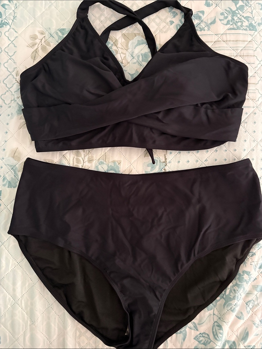 Classic Black Two-Piece Bikini Set with Cross-Back Top
